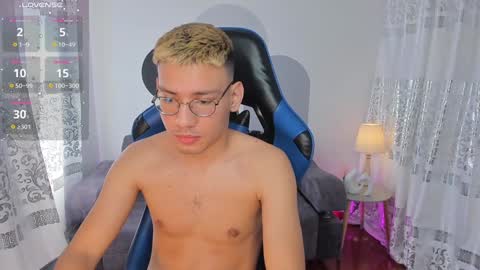 Snapshot of timothy_jones1 chatting on 01/13/25, 03:15 timi jones online show from 01/13/25, 03:15