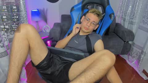 Snapshot of timothy_jones1 chatting on 01/30/25, 11:45 timi jones online show from 01/30/25, 11:45