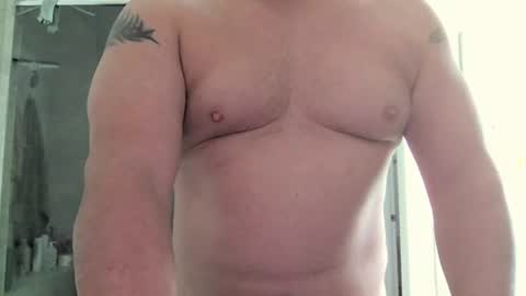 Snapshot of timrodd0071 chatting on 10/21/25, 02:18 timrodd0071 online show from 10/21/25, 02:18