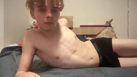 Snapshot of timveret chatting on 11/27/25, 08:00 Wizard online show from 11/27/25, 08:00