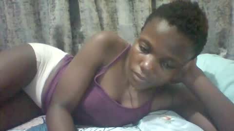 christine online show from 11/18/25, 07:40