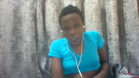 Snapshot of tina2030_1 chatting on 06/01/26, 06:15 tee online show from 06/01/26, 06:15