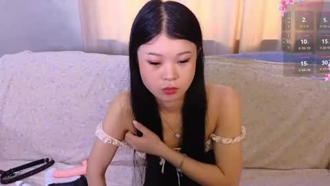 tina__kim online show from 03/24/26, 10:09