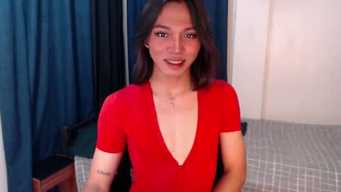 Snapshot of tina_allure chatting on 12/18/24, 09:08 Tina online show from 12/18/24, 09:08