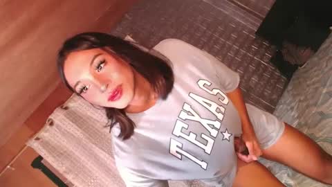 Snapshot of tina_allure chatting on 02/04/25, 08:59 Tina online show from 02/04/25, 08:59