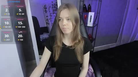 Tina Tayllor MY SHEDULEMondayTuesdaySaturdaySunday online show from 11/09/25, 07:45