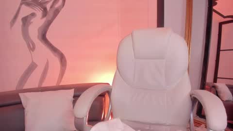 Tina  online show from 02/16/25, 07:49