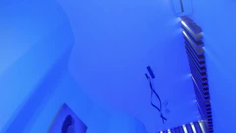 Tina  online show from 11/09/25, 05:17