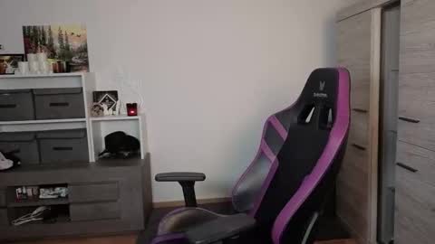 Tina Angel online show from 09/11/25, 05:35