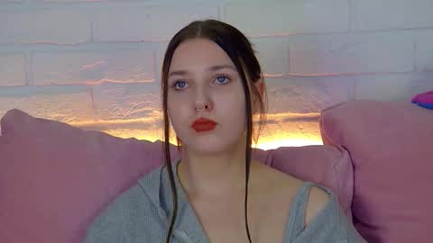 TinaBurton online show from 12/03/25, 04:27