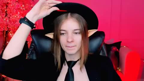 Tina Davil online show from 01/11/25, 01:22