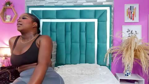 Snapshot of tinajones20 chatting on 05/16/26, 01:10 Tina online show from 05/16/26, 01:10