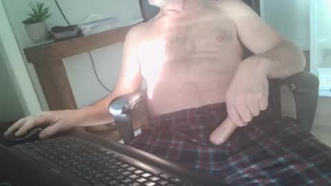 Snapshot of tincup430 chatting on 02/18/25, 01:22 5 day load on deck online show from 02/18/25, 01:22