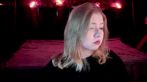 Snapshot of tinkerrbelll chatting on 01/18/26, 08:12 TinkerrBelll online show from 01/18/26, 08:12