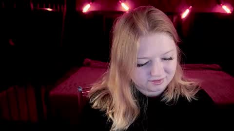 Snapshot of tinkerrbelll chatting on 01/31/26, 08:18 TinkerrBelll online show from 01/31/26, 08:18