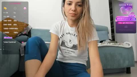 Snapshot of tinna21 chatting on 03/16/26, 10:30 tinna21 online show from 03/16/26, 10:30