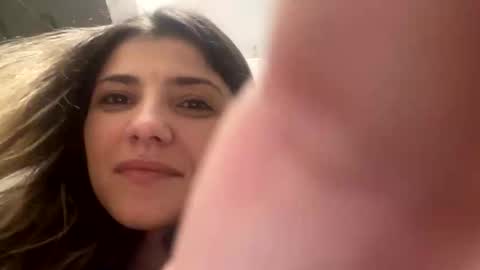 Snapshot of tinna21 chatting on 04/01/26, 01:41 tinna21 online show from 04/01/26, 01:41