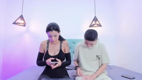 Snapshot of tinny_and_candy chatting on 12/17/24, 02:00 TINNY AND CANDY online show from 12/17/24, 02:00