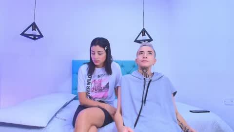 Snapshot of tinny_and_candy chatting on 03/11/25, 01:23 TINNY AND CANDY online show from 03/11/25, 01:23