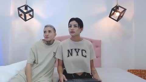 Snapshot of tinny_and_candy chatting on 03/12/25, 01:40 TINNY AND CANDY online show from 03/12/25, 01:40