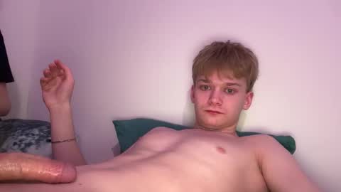 TinnyDoll online show from 03/17/26, 08:01