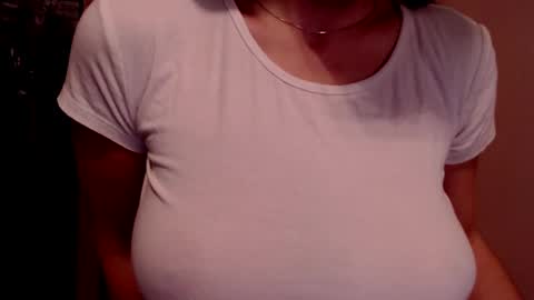 Lily online show from 12/04/24, 09:18