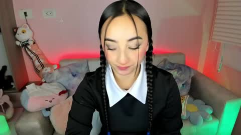 Snapshot of tiny_cora chatting on 05/09/26, 04:34 tiny_cora online show from 05/09/26, 04:34