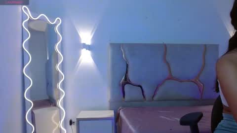 tiny_tay online show from 03/01/26, 01:35