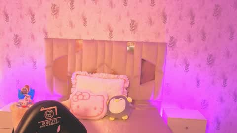 tiny_tay online show from 03/27/26, 11:43