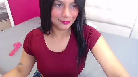 tiny_whore18 online show from 02/01/25, 03:39