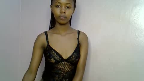 Snapshot of tinybarbie_ chatting on 10/11/25, 05:33 Barbie online show from 10/11/25, 05:33