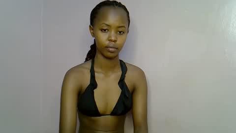 Snapshot of tinybarbie_ chatting on 10/15/25, 10:10 Barbie online show from 10/15/25, 10:10