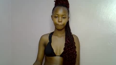 Snapshot of tinybarbie_ chatting on 10/26/25, 10:15 Barbie online show from 10/26/25, 10:15