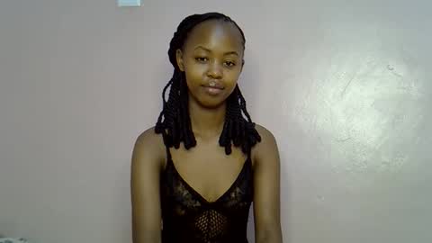 Snapshot of tinybarbie_ chatting on 11/07/25, 01:38 Barbie online show from 11/07/25, 01:38