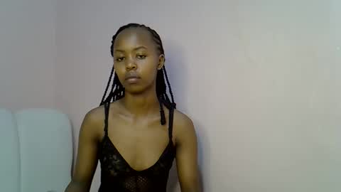 Snapshot of tinybarbie_ chatting on 11/13/25, 12:20 Barbie online show from 11/13/25, 12:20