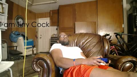 tinycock_1979 online show from 04/08/26, 02:00