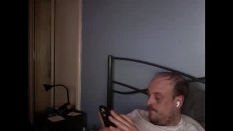 Snapshot of tinydicklad19 chatting on 02/09/25, 10:31 tinydicklad19 online show from 02/09/25, 10:31