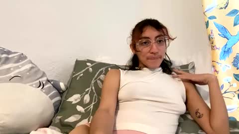 Snapshot of tinyhairycherry chatting on 05/09/26, 10:15 tinyhairycherry online show from 05/09/26, 10:15