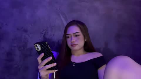 Snapshot of tinyhole_lexie chatting on 11/28/25, 01:41 Wepussy lexie online show from 11/28/25, 01:41