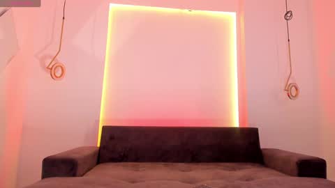 Luna  online show from 12/23/24, 02:07