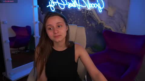 Snapshot of tinynataliee chatting on 06/30/26, 08:21 tinynataliee online show from 06/30/26, 08:21