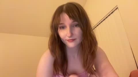 Tia online show from 06/06/26, 05:23