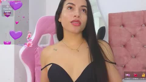 Tiphani Walker online show from 03/12/26, 11:27