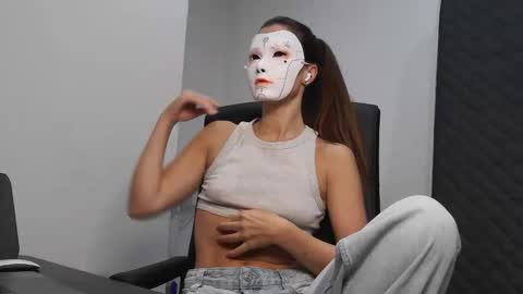 Tinks online show from 02/02/26, 06:01