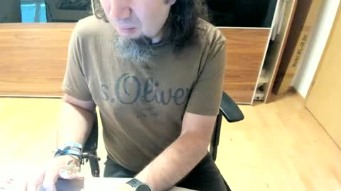 Snapshot of tirolerboy27 chatting on 06/23/26, 08:23 Tirolerboy27 online show from 06/23/26, 08:23