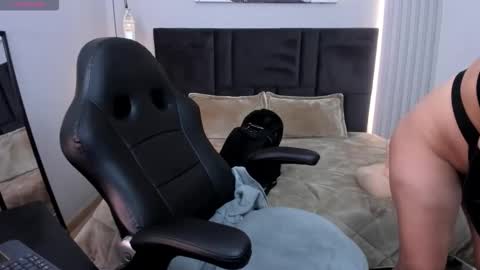 Tisha online show from 11/29/25, 02:31