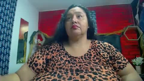 Snapshot of tistmature chatting on 12/27/24, 02:01 TISTMATURE online show from 12/27/24, 02:01