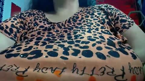 Snapshot of tistmature chatting on 01/15/25, 01:09 TISTMATURE online show from 01/15/25, 01:09