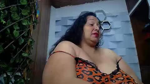 Snapshot of tistmature chatting on 10/04/25, 01:42 TISTMATURE online show from 10/04/25, 01:42