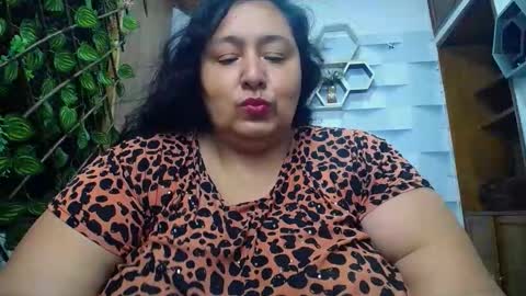 Snapshot of tistmature chatting on 12/02/25, 01:17 TISTMATURE online show from 12/02/25, 01:17